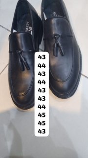 Tassel Loafer - Black