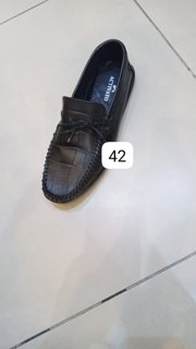 Croc Tassel Moccasin - Black
